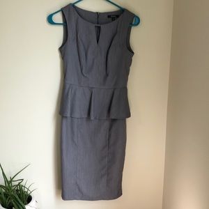 XOXO Women’s Gray Business Professional Casual Fitted Dress with Belt Size 2